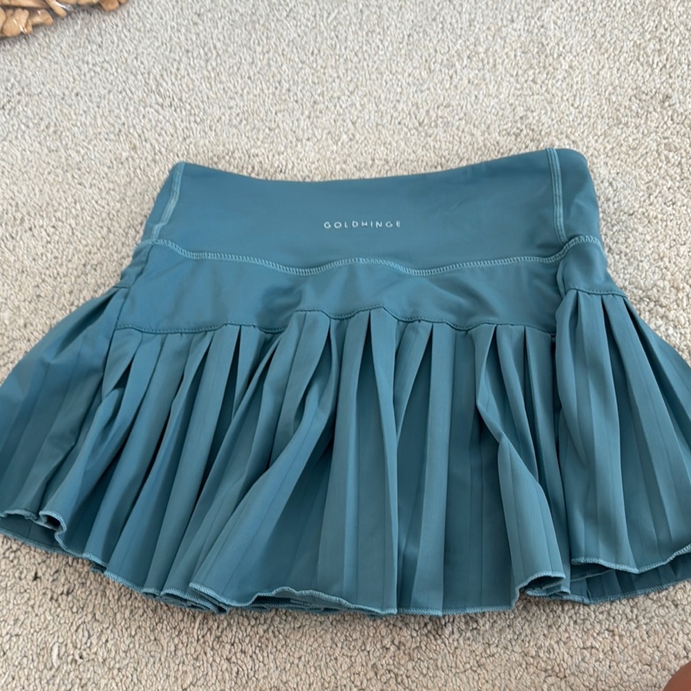 Gold hinge skirt